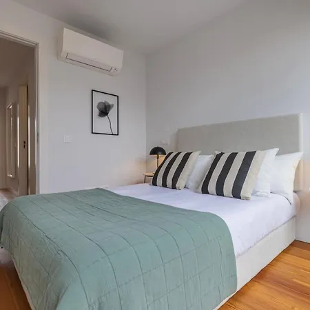 Oasis 28 By Innkeeper *